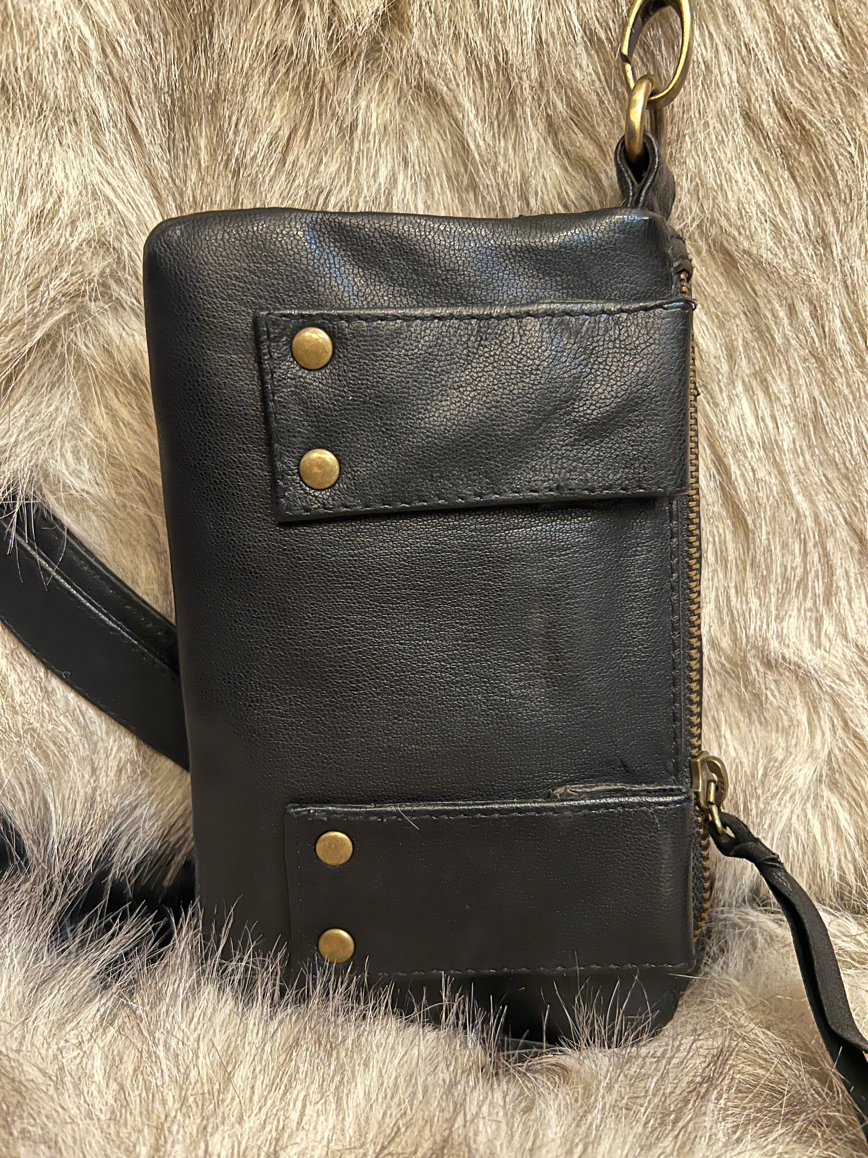 Small leather bag
