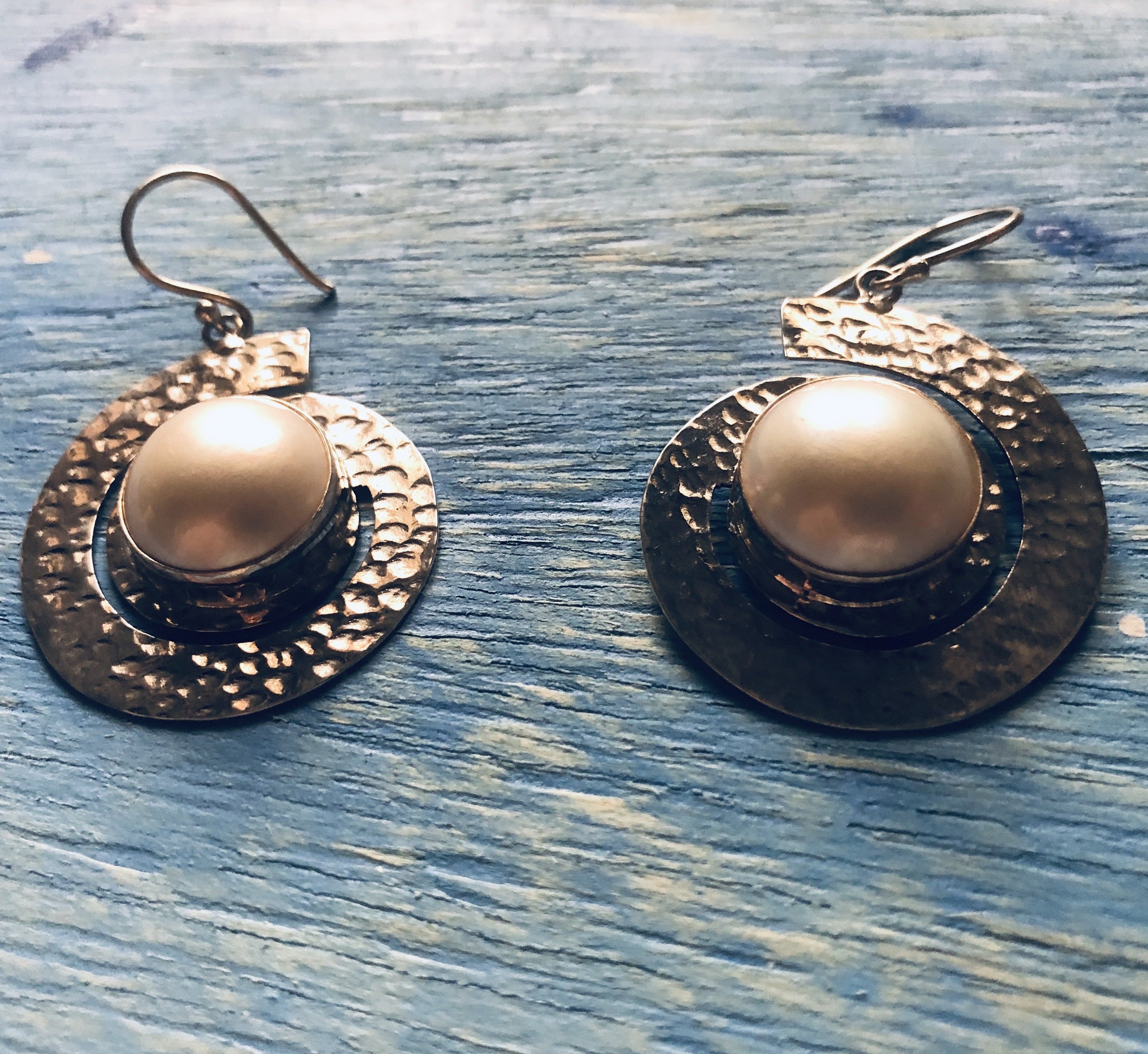 Silver spiral Earrings with Pearl